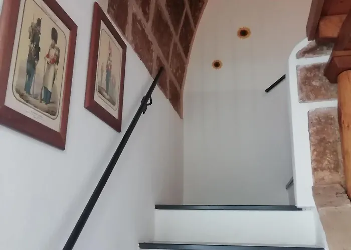 Oda ve Kahvaltı S'istria Country